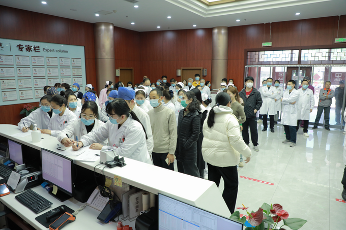 西京动态丨万象城平台_万象城（中国）一站式服务平台,召开全院工作会议(图10)